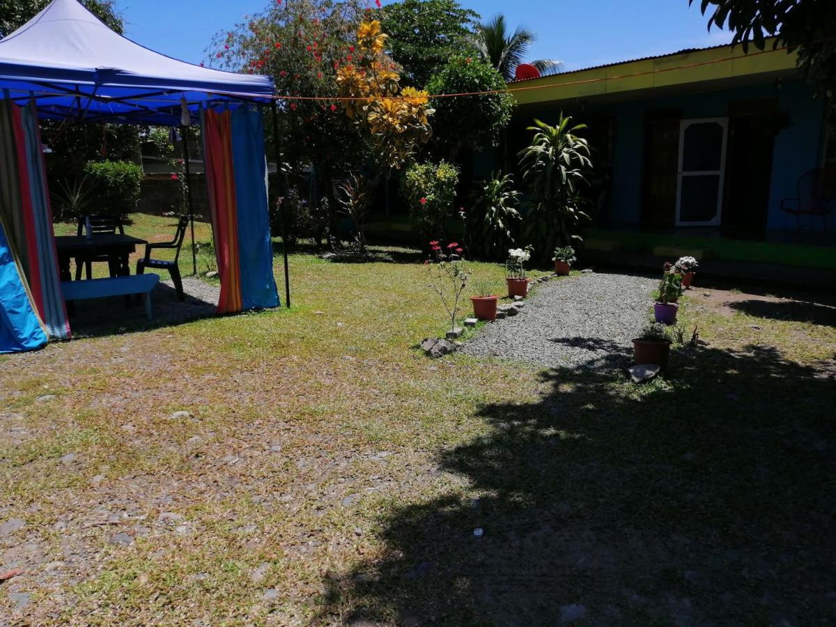 Magica flores Apartamento Cahuita Exterior foto