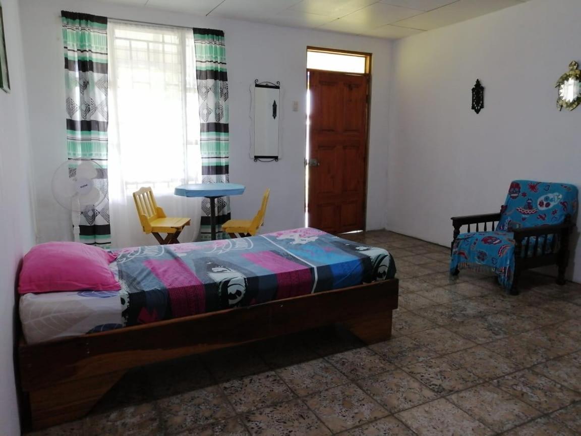 Magica flores Apartamento Cahuita Exterior foto